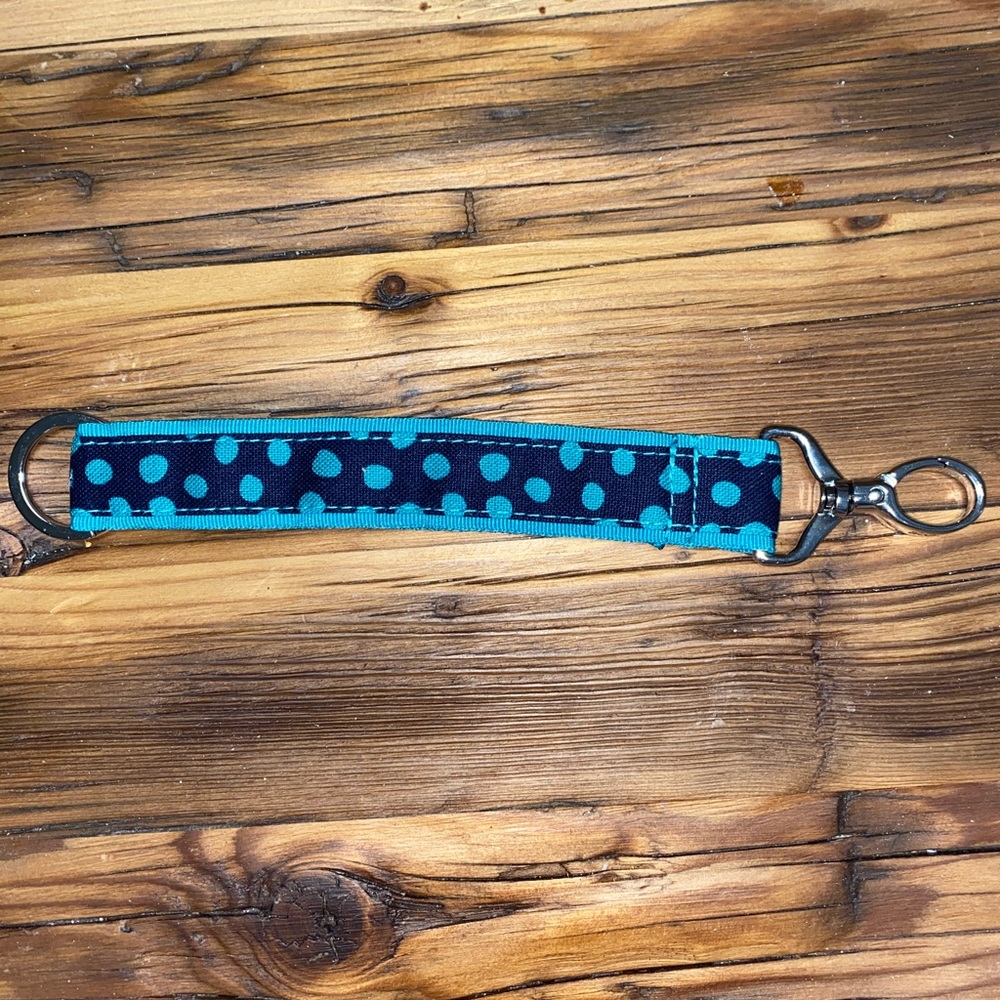 Hang It Up Key Fob- Thirty-One